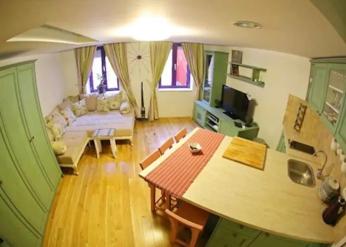 Lägenhet Maria In Old Town Zadar